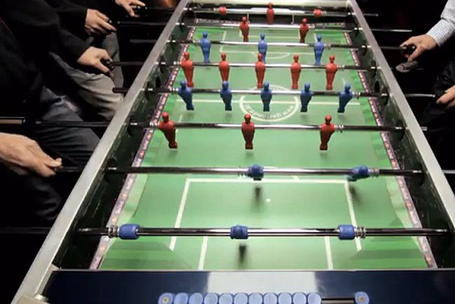 F1: Újabb belső csata a Red Bullnál – videó