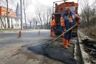 Gyakorlat teszi a mestert. A felszín teljesen vízszintes