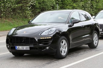 Jövőre jön a Porsche kicsi szabadidőautója