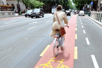 Sokan ülnek ittasan kerékpárra