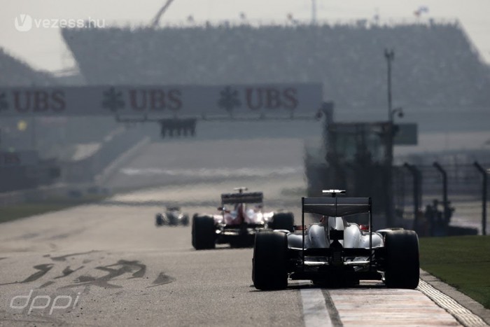 F1: Gatyába rázzák a versenyirányítást 1