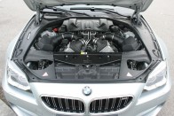 Ami szép, nem takargatjuk: a BMW M Technik büszke a motorjára