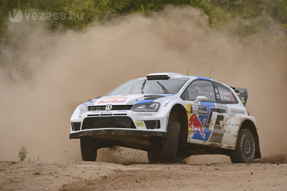 Ogier vezet Argentínában 15