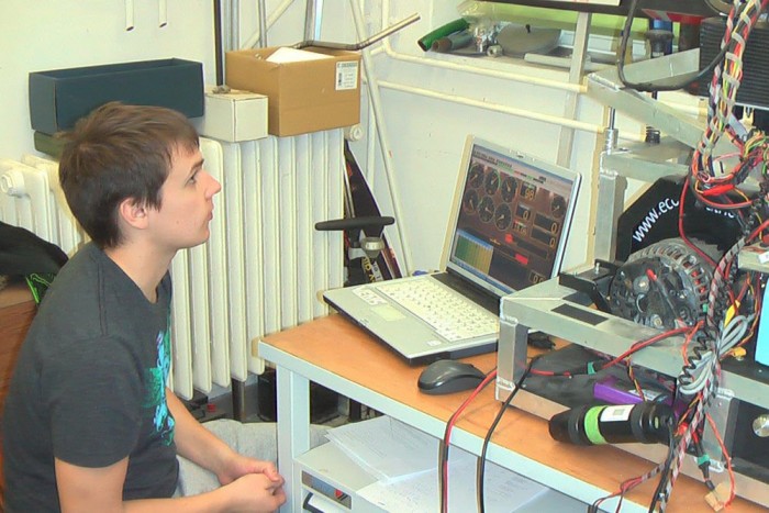 Ismét alázzák a mezőnyt a magyarok? 10 | Vezess Mérőpadon a Megameter motorja