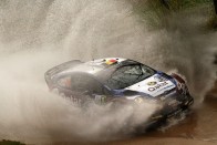 Ogier veri Loeböt Argentínában 2