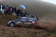 Ogier veri Loeböt Argentínában 23