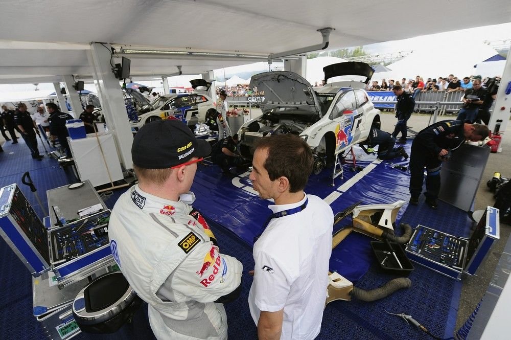 Ogier veri Loeböt Argentínában 12