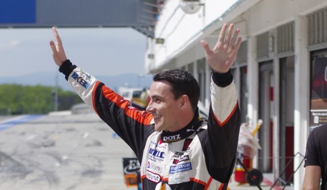 Michelisz Norbert a második helyen ért célba a túraautó-világbajnokság (WTCC) magyarországi fordulójának vasárnapi első futamán a Hungaroringen.