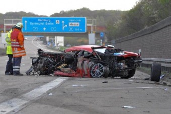 Durrdefekt háromszáznál