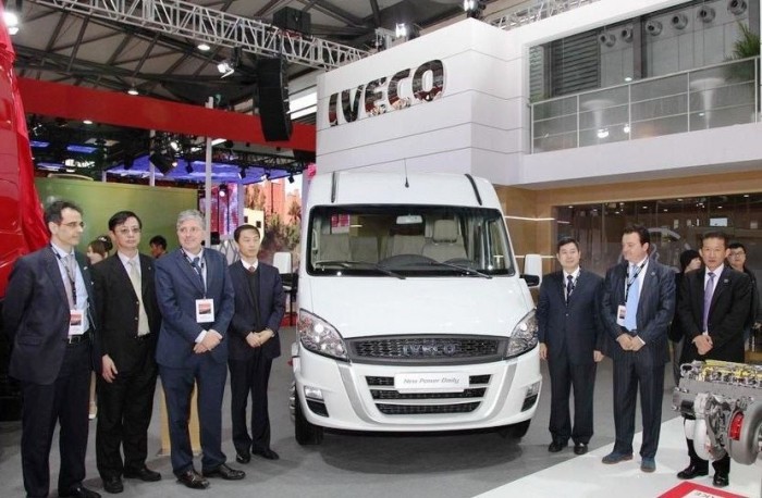 A Naveo által gyártott Daily-t nem nehéz összetéveszteni az európai változattal