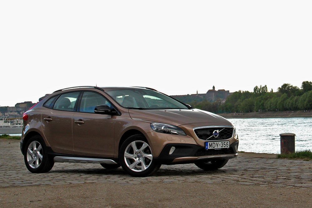 Volvo V40 Cross Country – Egy marék nyugtató 5