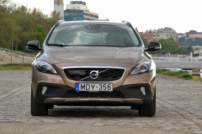Volvo V40 Cross Country – Egy marék nyugtató 6