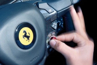 Visszafogja a termelést a Ferrari