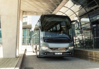 Turistabuszainak esett neki a Volvo