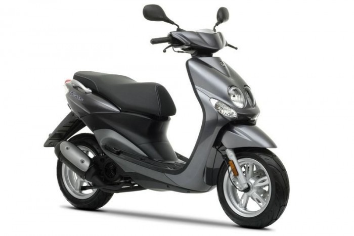 Autós vagyok, de robogózni akarok 8 | Vezess Yamaha Neo's 50, benzinbefecskendezéssel, minimális fogyasztással, gyárilag fojtva rém gyenge motorral, újan bőven félmillió felett