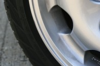 185/55 R15 volt akkoriban a sportos gumiméret