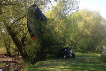 Lezuhant egy repülő autó