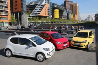 Visszahívja törpeautóit a VW-csoport