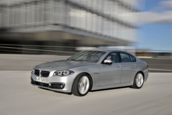 Itt a megújult BMW 5-ös