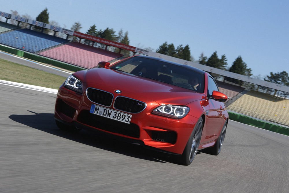 BMW M5 és M6 versenycsomaggal 18