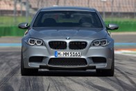 BMW M5 és M6 versenycsomaggal 38