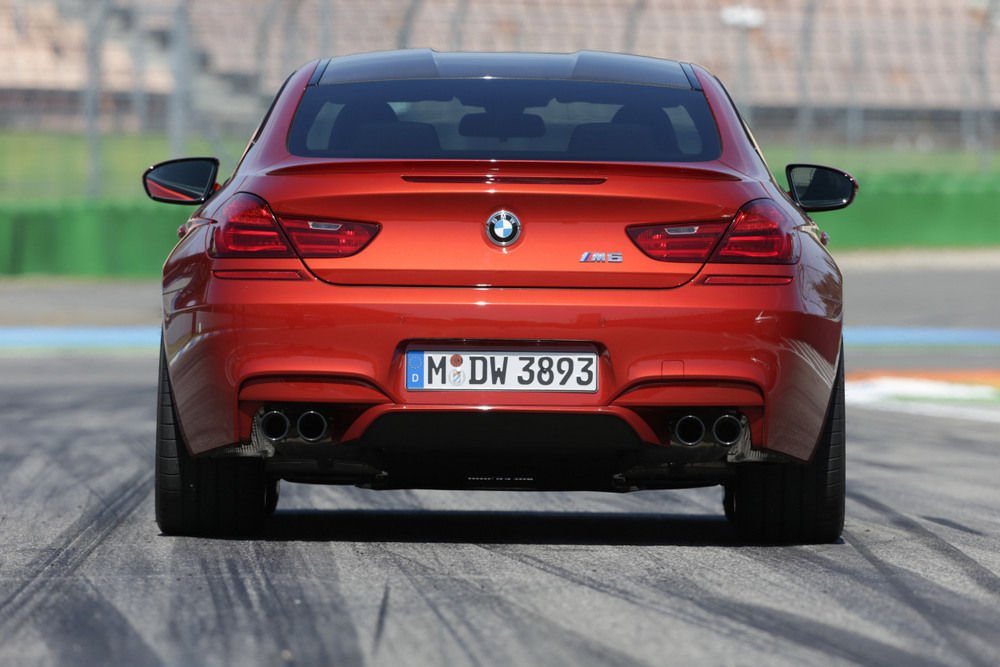 BMW M5 és M6 versenycsomaggal 21