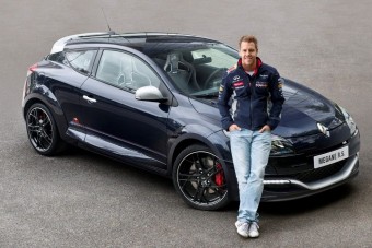 Forma-1-es ferdehátú