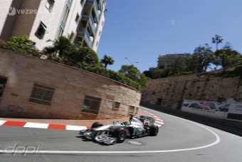 F1: Roncsderbi az edzésen - videó