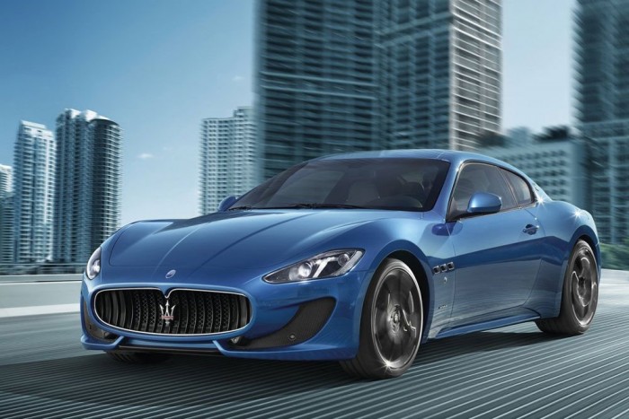 Top 10: a legdrágább magyarországi autók 5 6. Maserati GranTurismo MC Stradale, kb. 48,7 millió Ft. Stílusával, Ferrari-eredetű motorjával és hasonlóan tébolyító hangjával lóg ki a sportkocsik közül a Maserati GranTurismo. Az MC Stradale 460 lóerős, 4,5 másodperc alatt éri el a 100-at, és sok nőt nagyjából ugyanennyi idő alatt meghódítasz vele