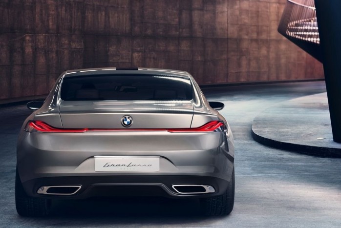 Így mondják olaszul, hogy BMW 7