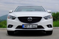 Mazda6 2.5i – Turbómentes övezet 41