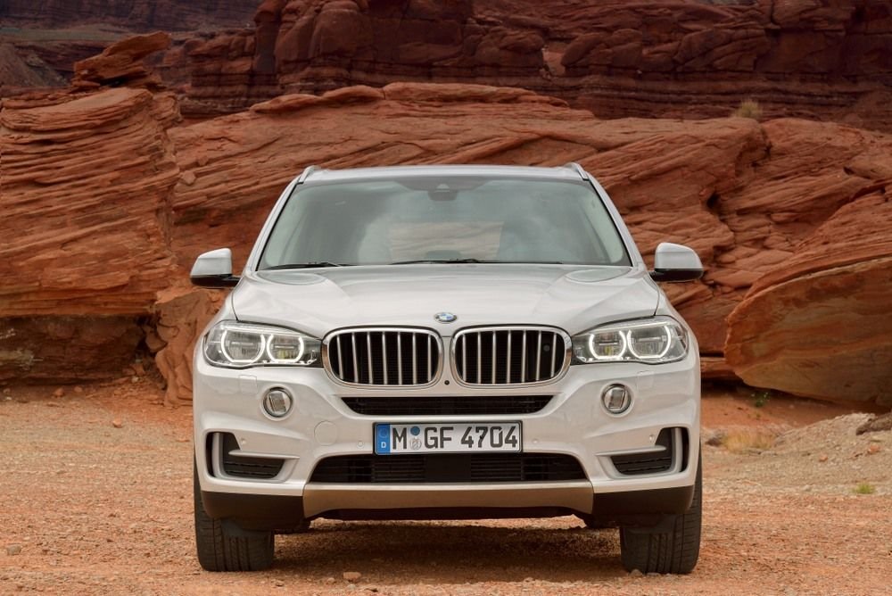 Jön az új BMW X5 – Videókkal 9