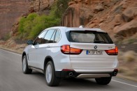 Jön az új BMW X5 – Videókkal 26