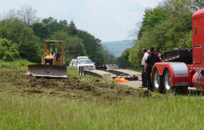 Elszabadult félpótkocsi tarolta le a kisbuszt 6