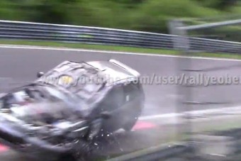 Brutális Honda baleset a Nürburgringen