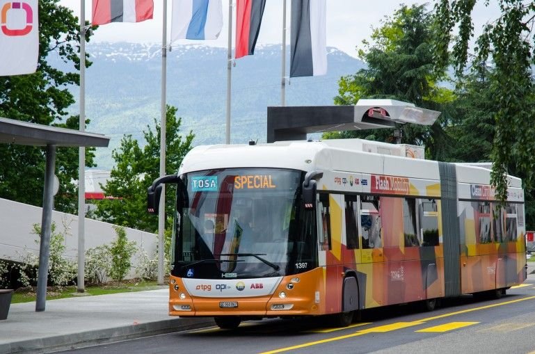 A megállókból töltenék a buszokat 1