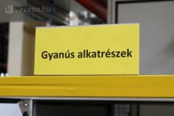 A gyanús alkatrészeket szigorúan elkülönítik egészséges társaiktól