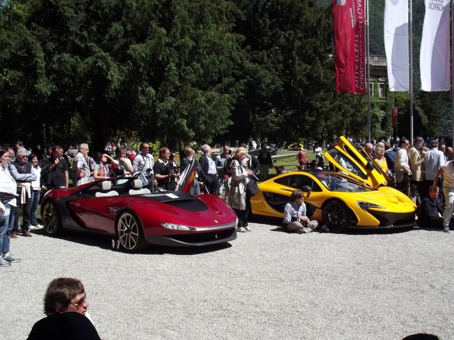 FERRARI SERGIO és MCLAREN P1