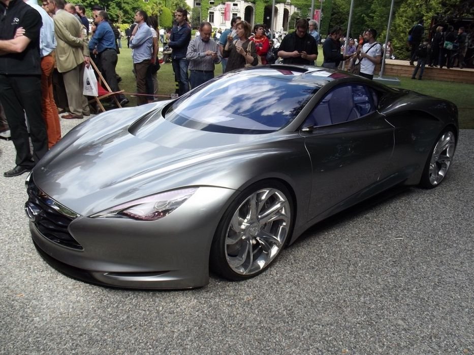 INFINITI EMERG-E