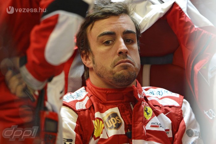 F1: Alonso hajszállal verte Hamiltont 6 | Vezess F1: Alonso hajszállal verte Hamiltont 6