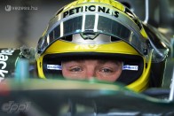 F1: A Pirelli menekül a botrány elől 41