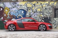 Audi R8 e-tron – Überkéj a konnektorból 68