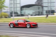 Audi R8 e-tron – Überkéj a konnektorból 71