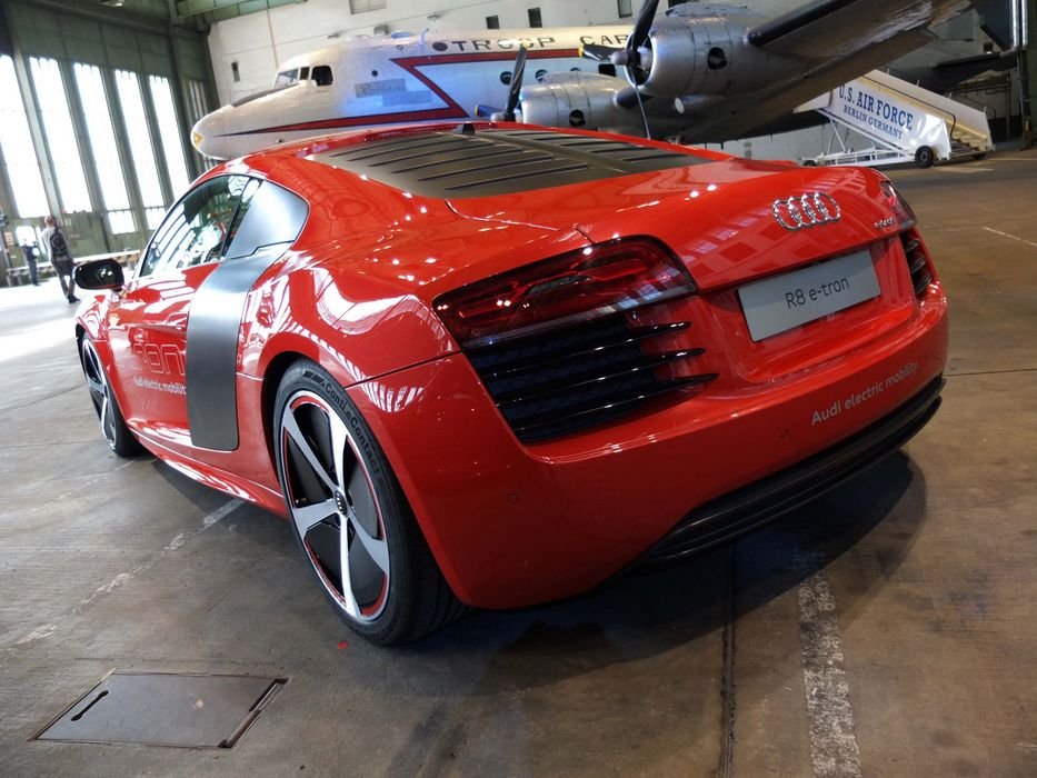 Audi R8 e-tron – Überkéj a konnektorból 34