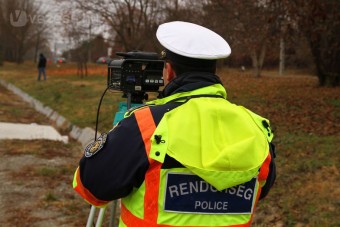 Kevesebb a gyorshajtó, mégis több traffipaxot akar a rendőrség