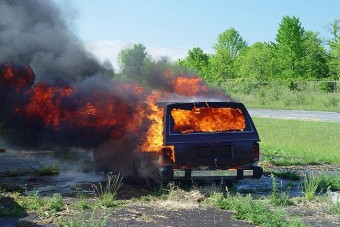 Halálra égett egy autós Veszprém megyében