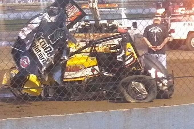 Meghalt a mindenevő autóversenyző