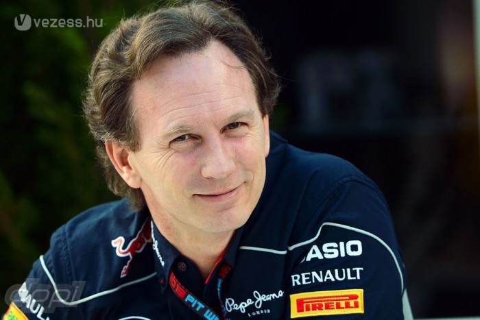 F1: Lovaggá ütik a Red Bull-főnököt