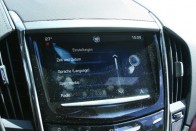 CUE, azaz Cadillac User Experience a rendszer neve