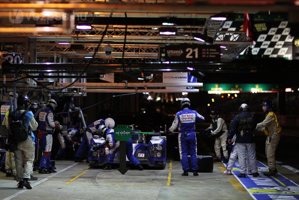 Le Mans: Az Audi verhetetlen volt 32